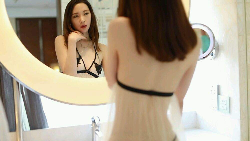 图片[2]-[全站合集]秀人旗下《尤蜜荟》高清视频2017年至2020年全17套-魅影阁写真