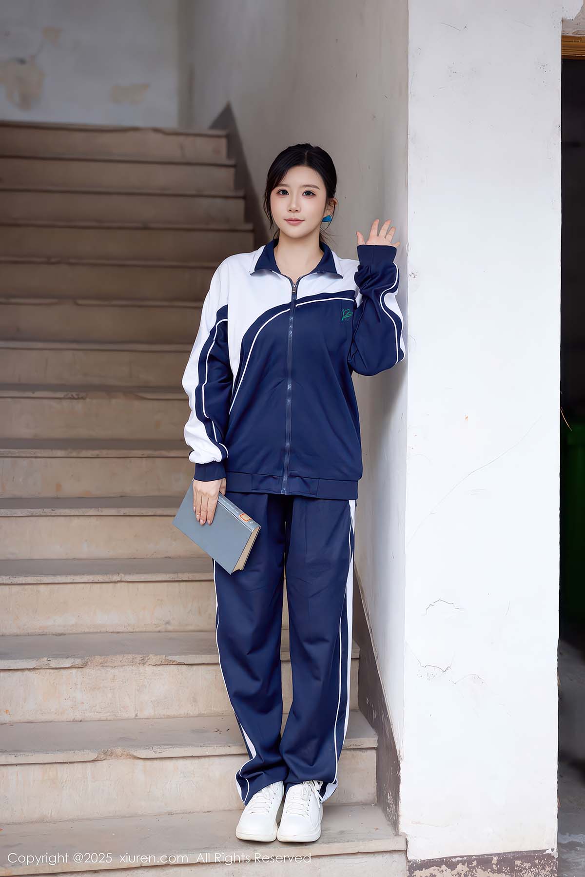 [Xiuren秀人网]2025.12.12 NO.11103 小肉肉咪-魅影阁写真