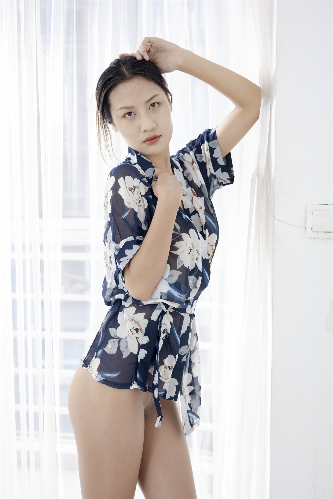 【无水印原版首发】黄甫空姐夏诺2022.6.9大尺度私拍【560P/3V/4.43G】-私房花园论坛-会员专区-魅影阁写真