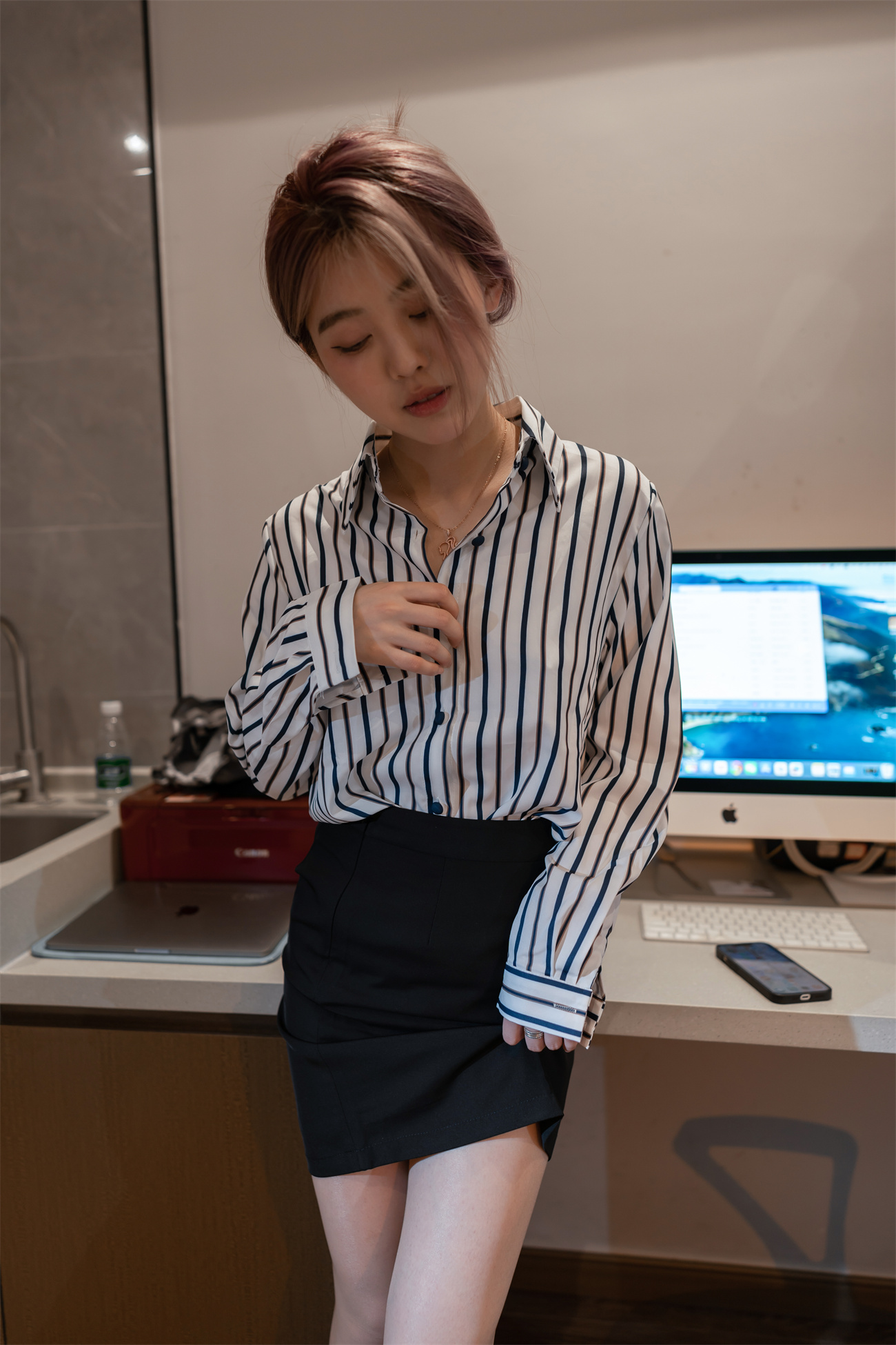 【无水印原版首发】iss学生定制大尺度私拍视图【157P/1V/2.01G】-私房花园论坛-会员专区-魅影阁写真