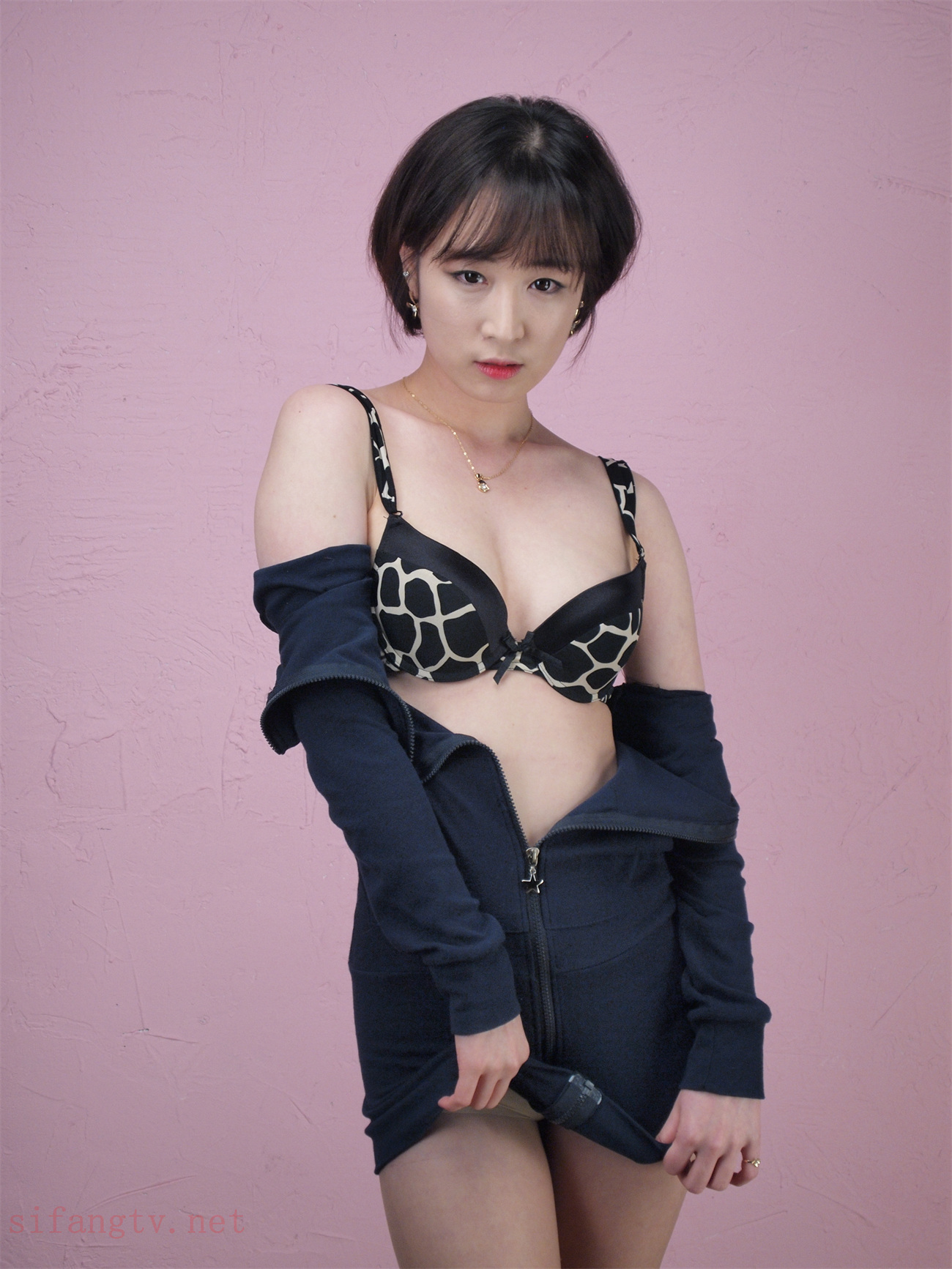 国模安昭熙大尺度私拍套图无水印 [501P/2.8G]-私房花园论坛-会员专区-魅影阁写真