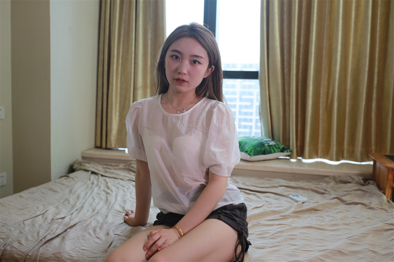 【无水印原版首发】国模爱可(欣欣)2021.06.07尺度私房套图【1246P/7G】-私房花园论坛-会员专区-魅影阁写真