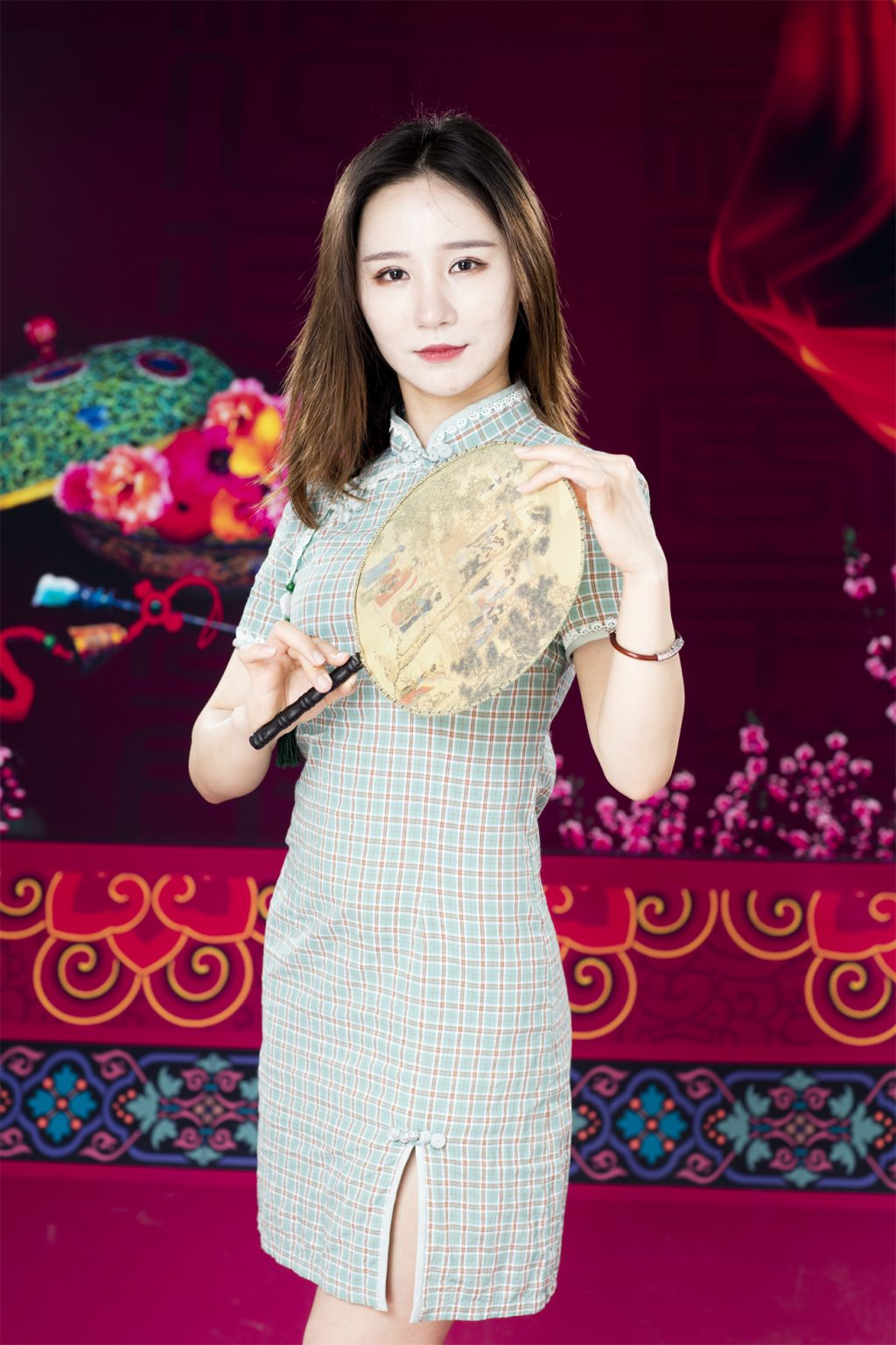 国模私拍，旗袍美人【捷儿】一字马原版无水印【391P/7.91G】-私房花园论坛-会员专区-魅影阁写真