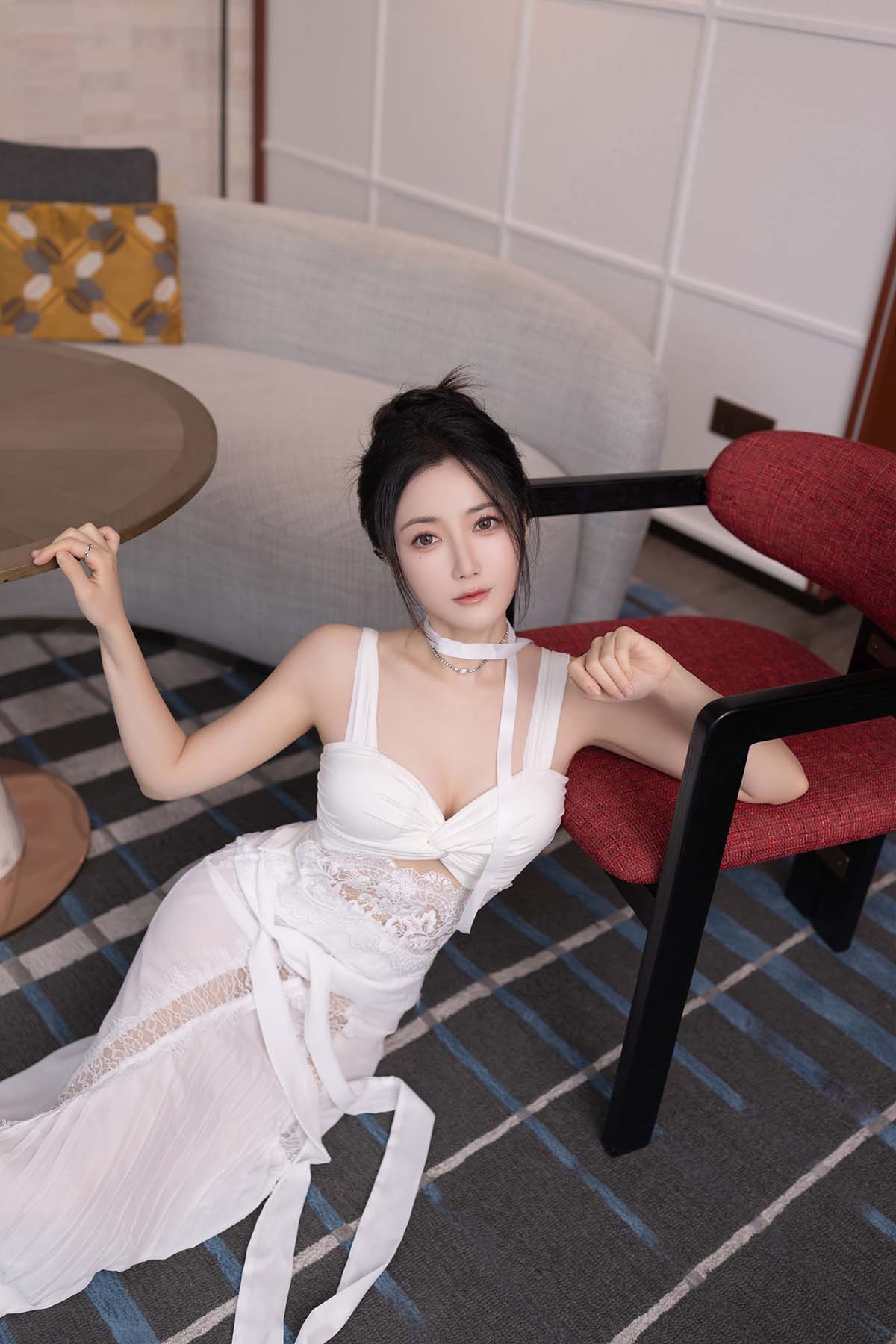 秀人名模鱼子酱Fish《白裙跳蛋》写真-魅影阁写真